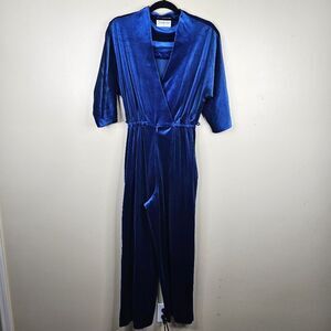 Vanity Fair vintage blue velvet jumpsuit size M